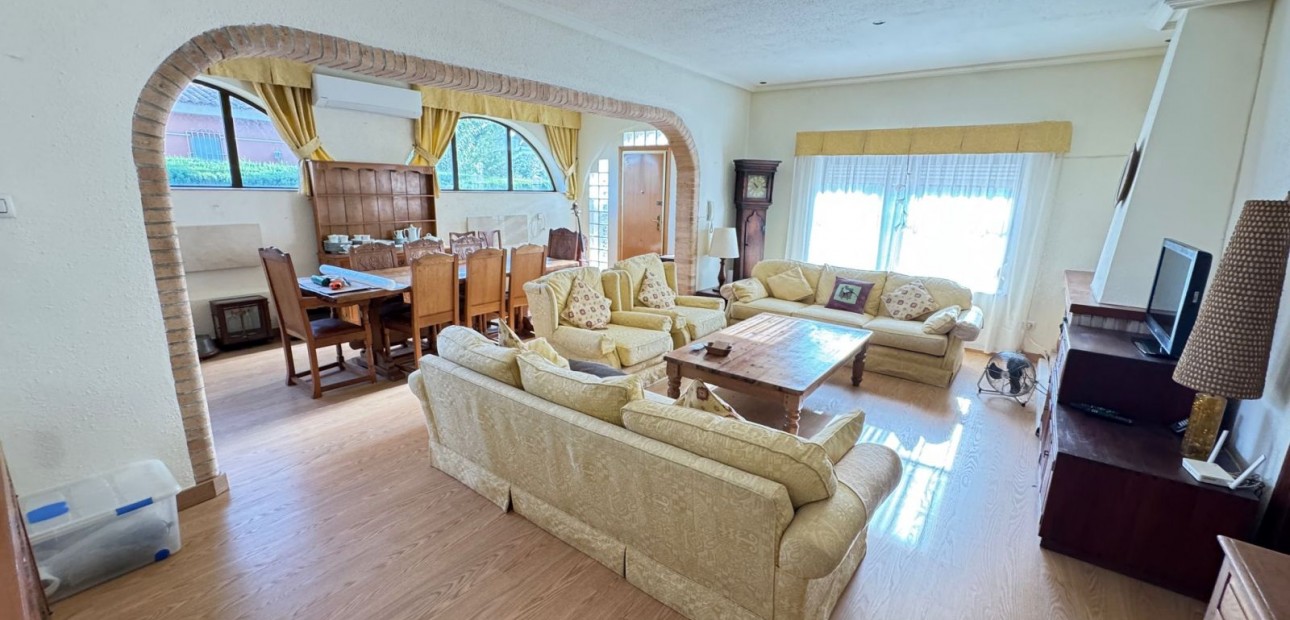 Herverkoop - Detached Villa -
Orihuela Costa - Cabo Roig