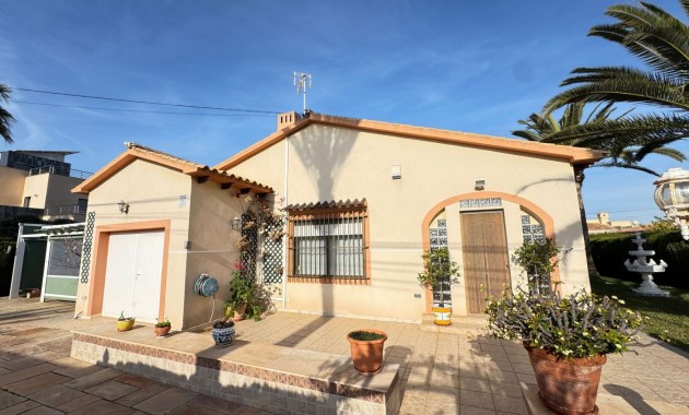 Herverkoop - Detached Villa -
Orihuela Costa - Cabo Roig