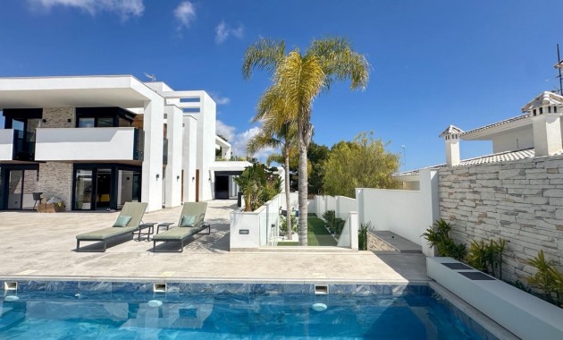 Venta - Detached Villa -
Orihuela Costa - Villamartin