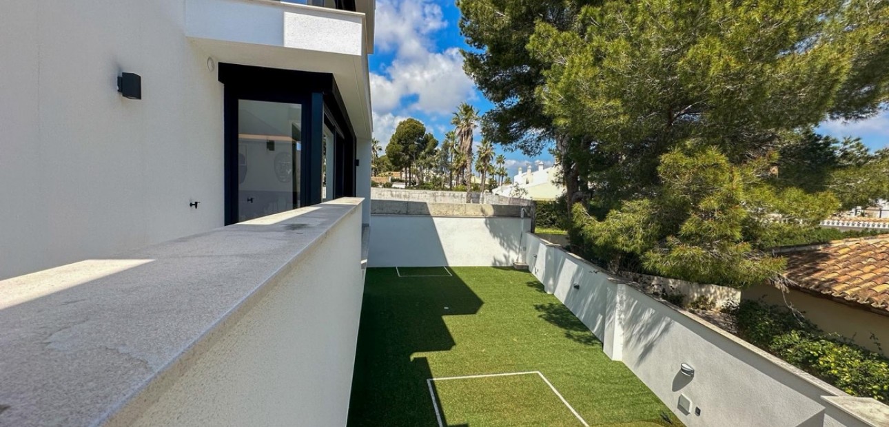 Venta - Detached Villa -
Orihuela Costa - Villamartin