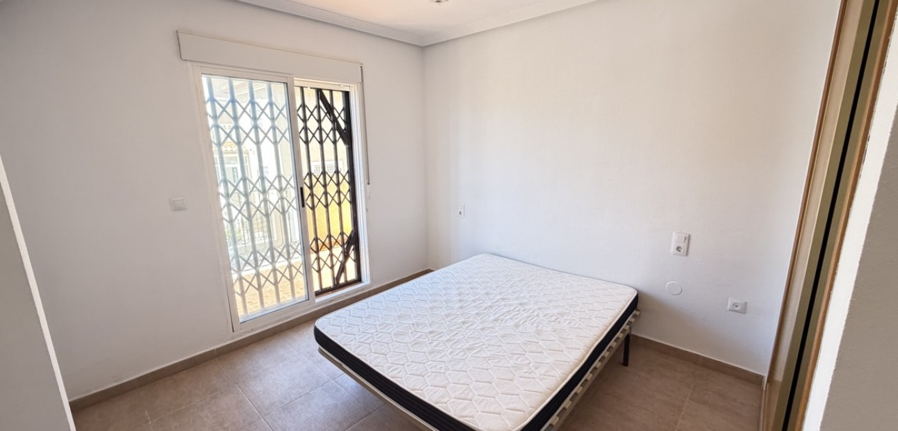 Venta - Adosado -
Orihuela Costa - Los Altos