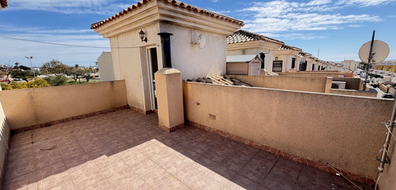 Venta - Adosado -
Orihuela Costa - Los Altos