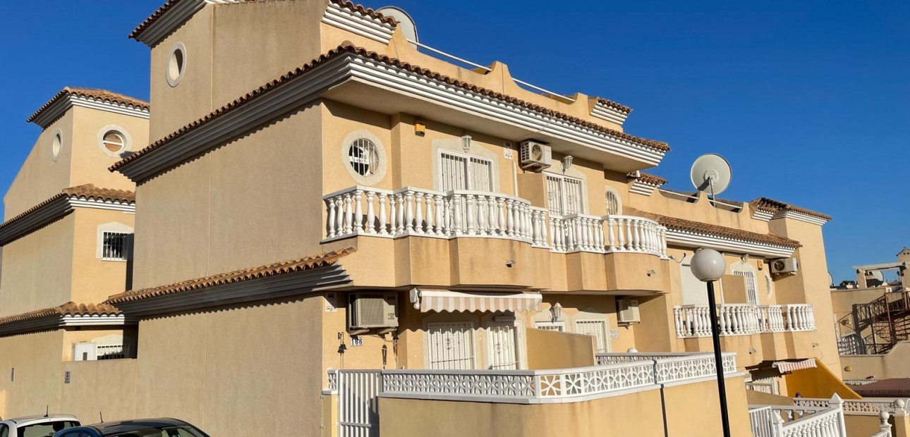 Venta - Adosado -
Orihuela Costa - Villamartin