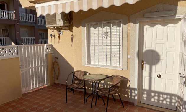 Venta - Adosado -
Orihuela Costa - Villamartin