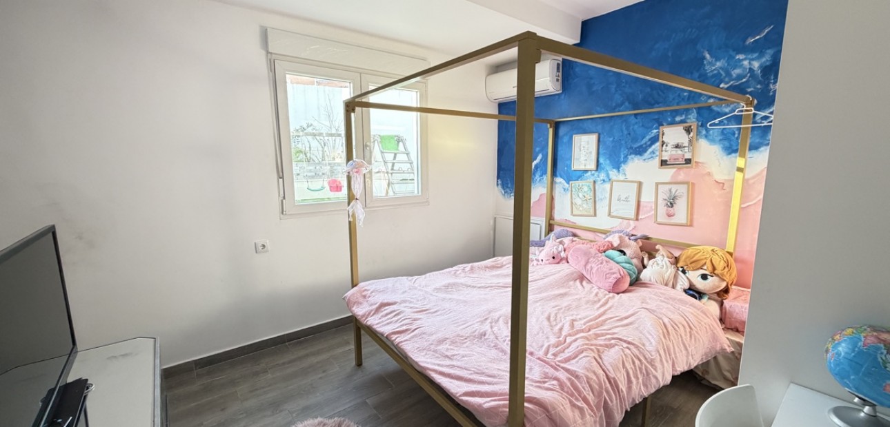 Herverkoop - Detached Villa -
Orihuela Costa - Villamartin