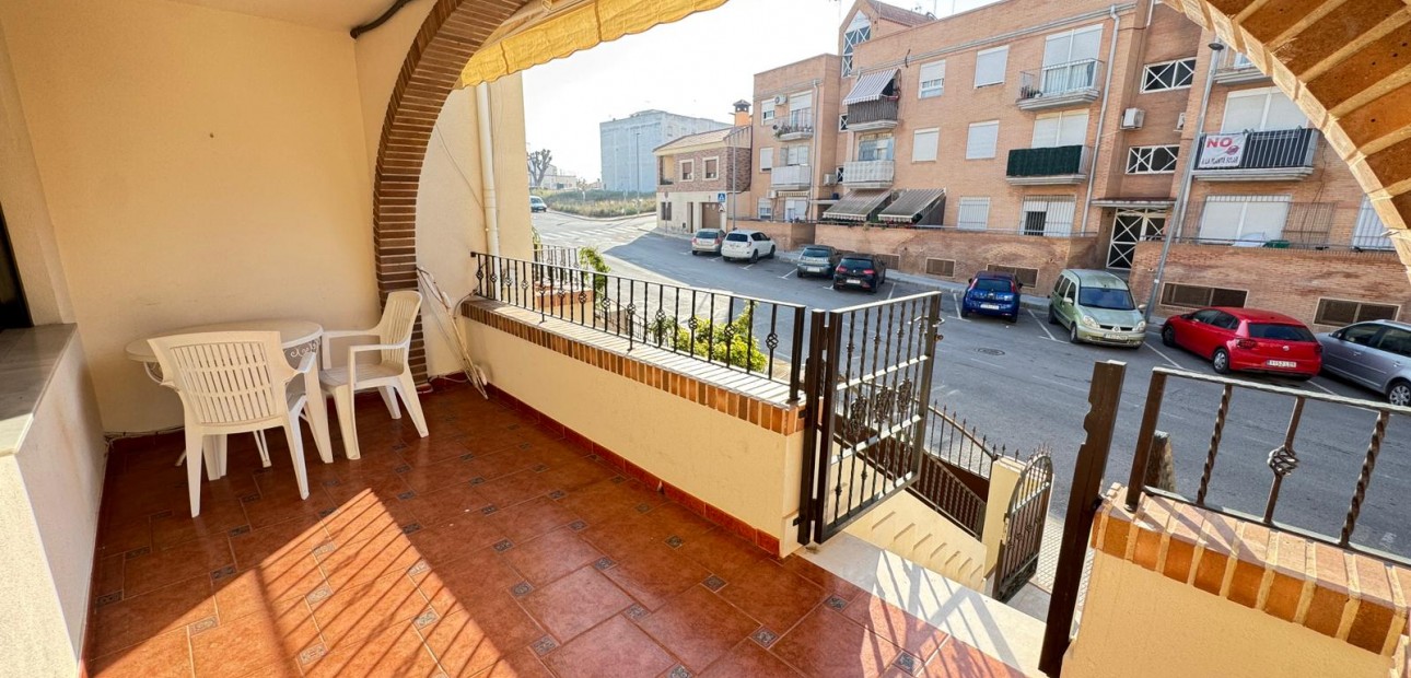 Herverkoop - Herenhuis -
San Miguel de Salinas - San Miguel - Town