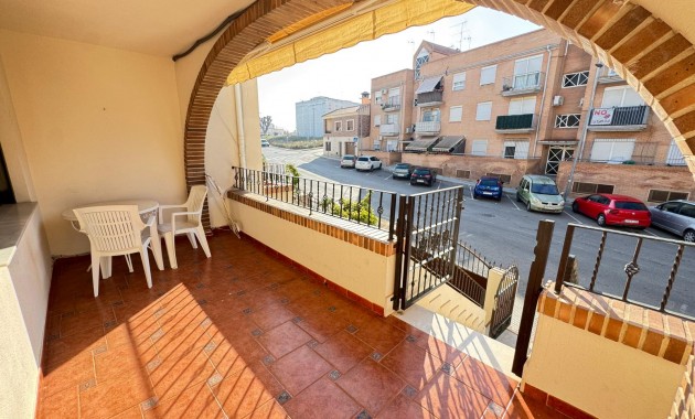 Herverkoop - Herenhuis -
San Miguel de Salinas - San Miguel - Town