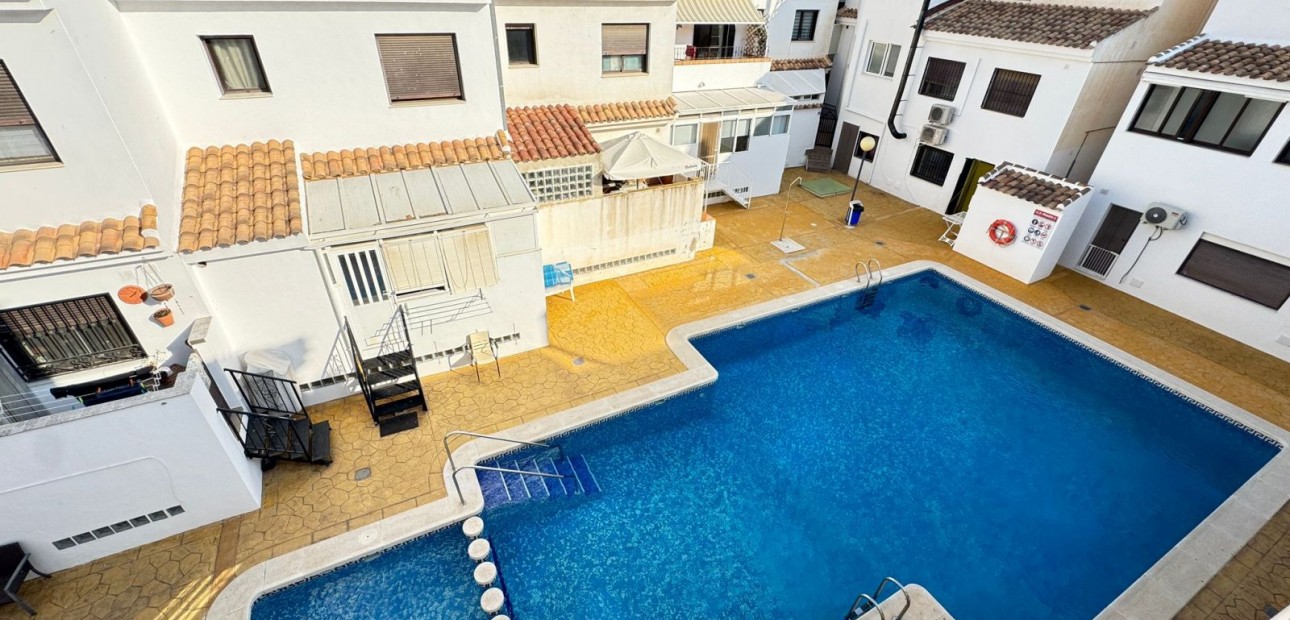 Herverkoop - Herenhuis -
San Miguel de Salinas - San Miguel - Town