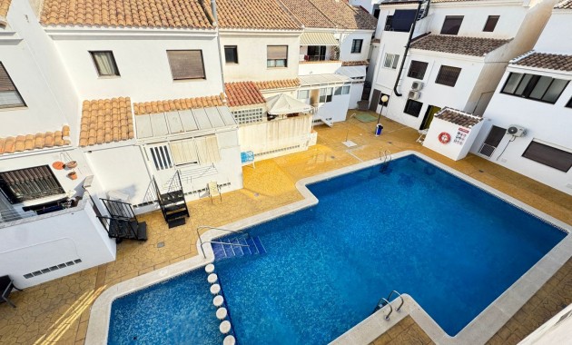 Herverkoop - Herenhuis -
San Miguel de Salinas - San Miguel - Town