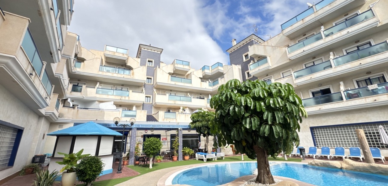 Herverkoop - Appartement / flat -
Orihuela Costa - Cabo Roig