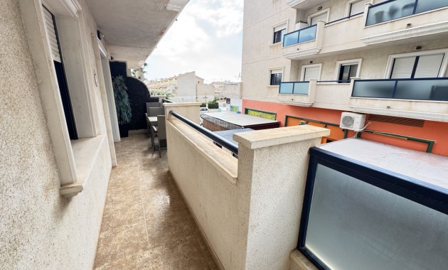 Herverkoop - Appartement / flat -
Orihuela Costa - Cabo Roig