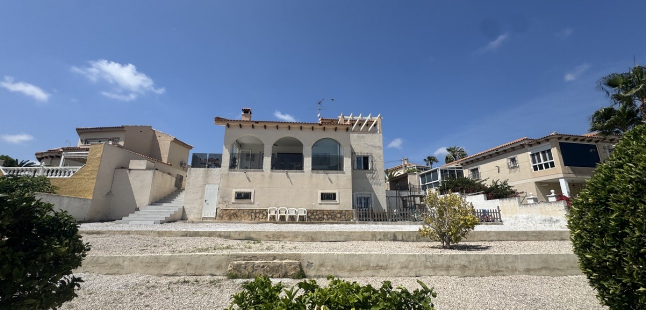 Venta - Detached Villa -
San Miguel de Salinas - Las Comunicaciones