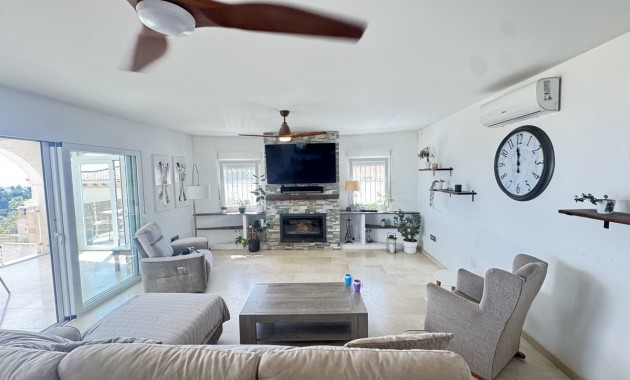 Venta - Detached Villa -
San Miguel de Salinas - Las Comunicaciones