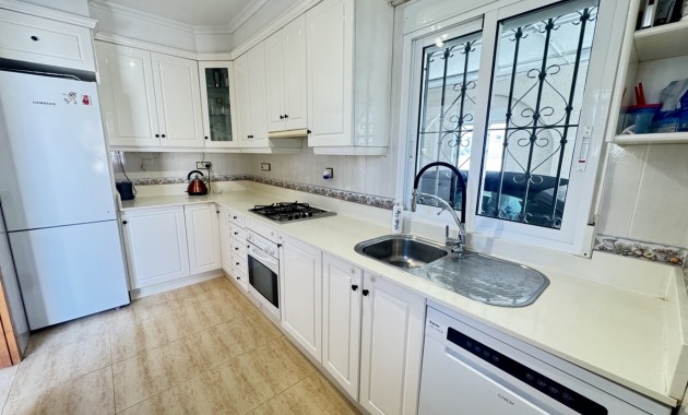 Venta - Detached Villa -
San Miguel de Salinas - Las Comunicaciones