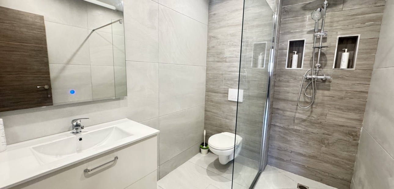 Venta - Detached Villa -
San Miguel de Salinas - Las Comunicaciones