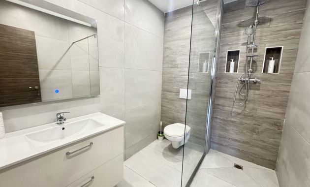 Venta - Detached Villa -
San Miguel de Salinas - Las Comunicaciones