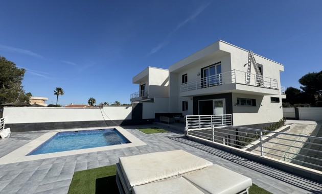 Venta - Detached Villa -
Torrevieja - Los Balcones