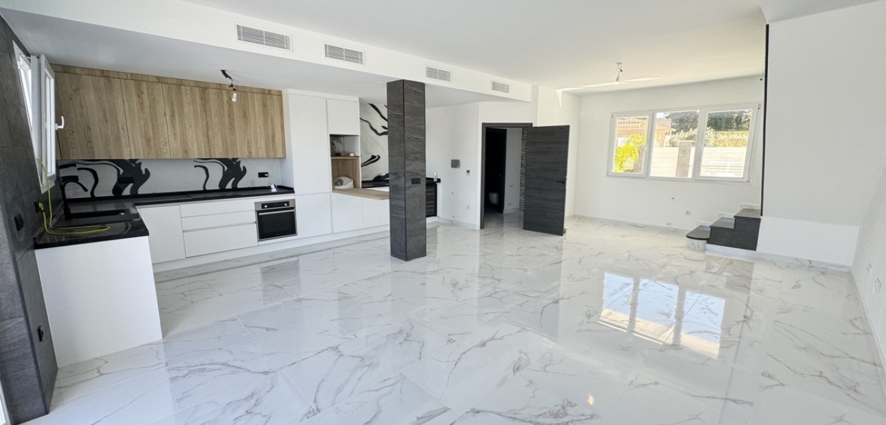 Venta - Detached Villa -
Torrevieja - Los Balcones