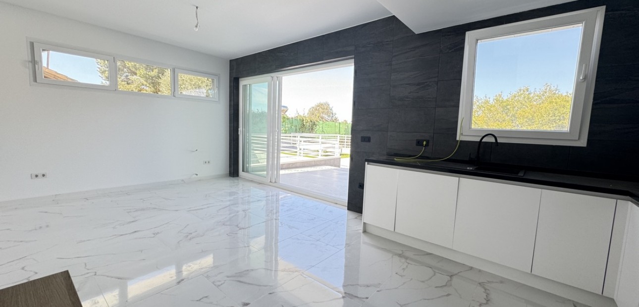 Venta - Detached Villa -
Torrevieja - Los Balcones