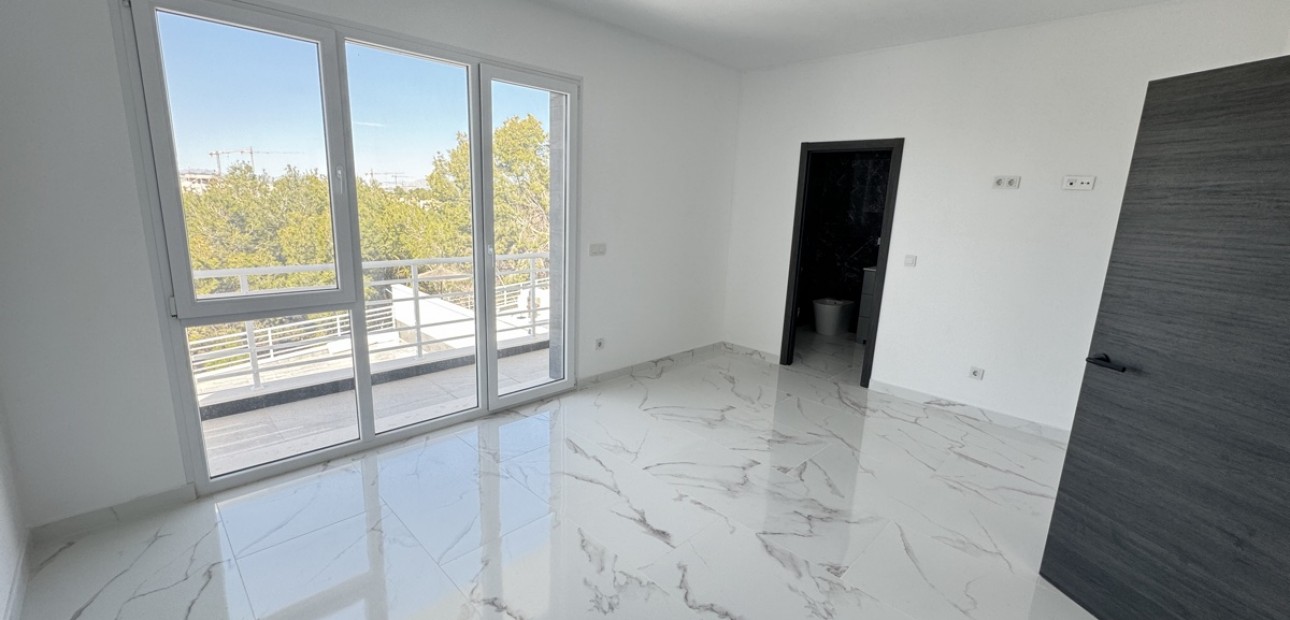 Venta - Detached Villa -
Torrevieja - Los Balcones