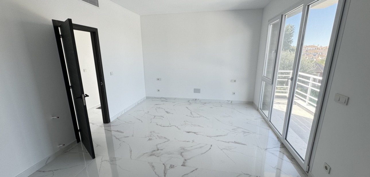 Venta - Detached Villa -
Torrevieja - Los Balcones