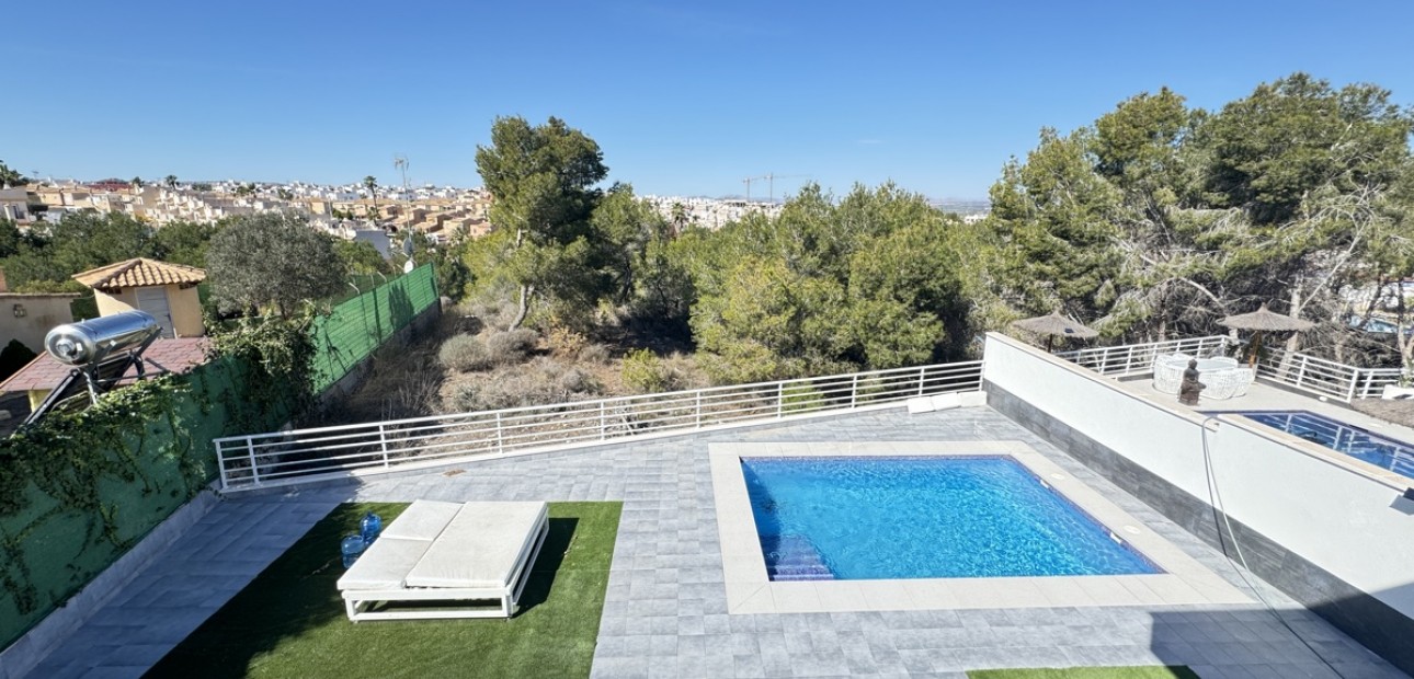 Venta - Detached Villa -
Torrevieja - Los Balcones