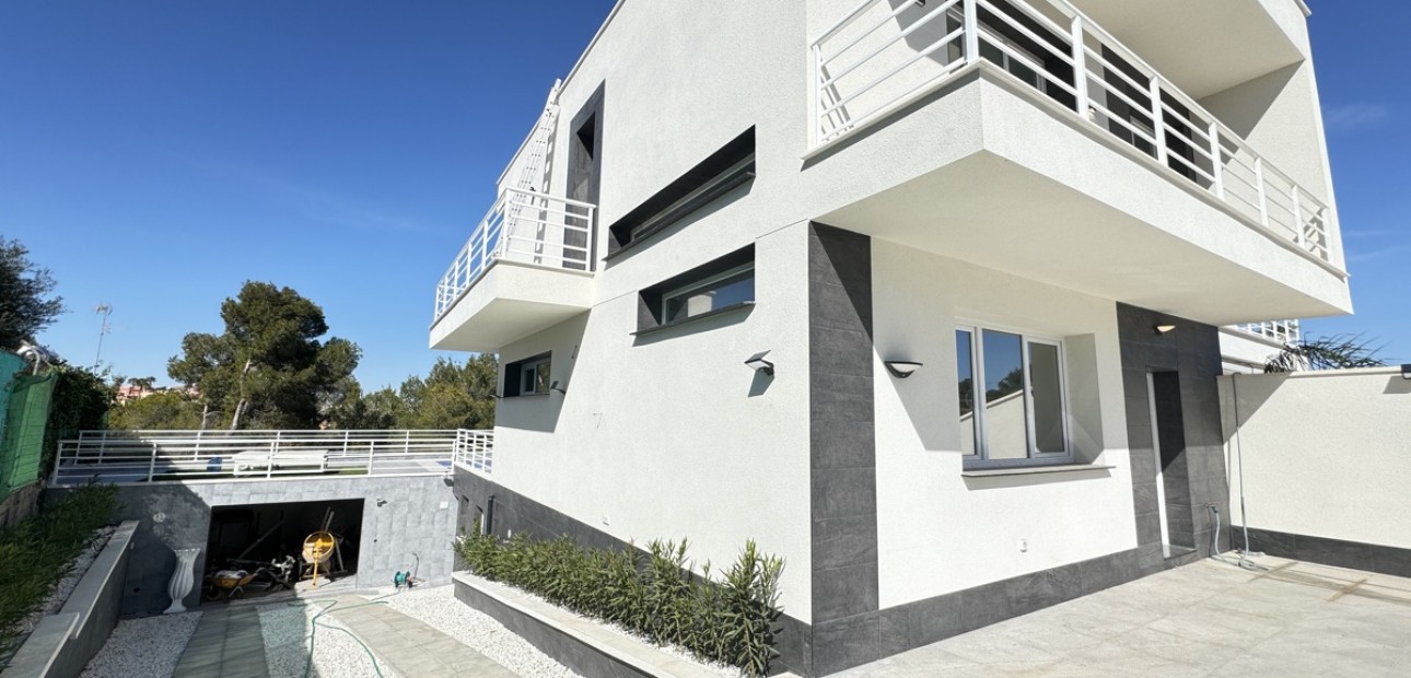 Venta - Detached Villa -
Torrevieja - Los Balcones