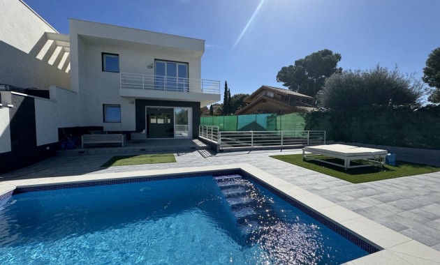 Venta - Detached Villa -
Torrevieja - Los Balcones