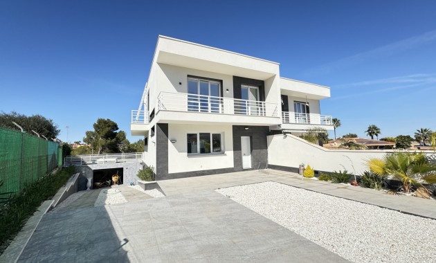 Venta - Detached Villa -
Torrevieja - Los Balcones