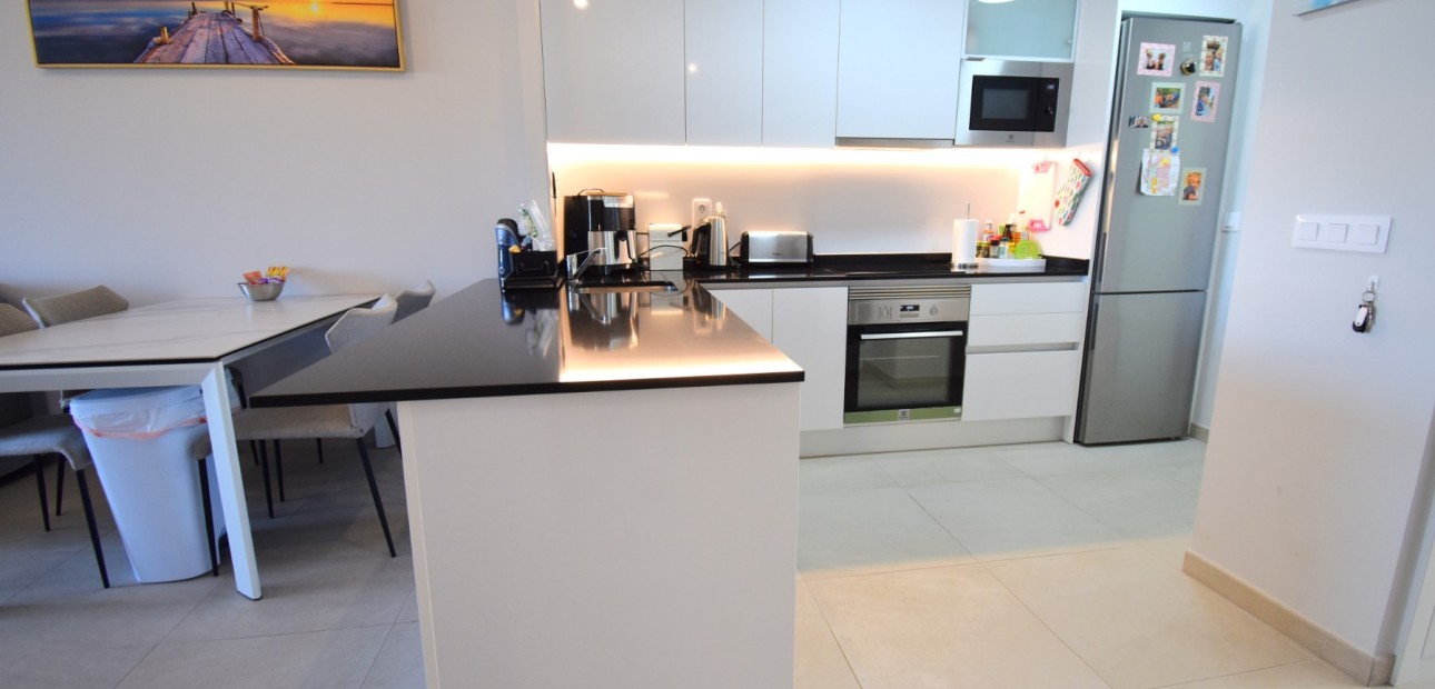 Venta - Apartamento / piso -
Orihuela Costa - Playa Flamenca