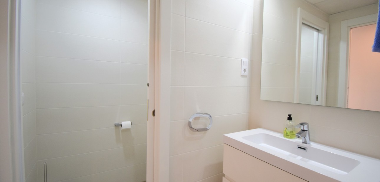 Venta - Apartamento / piso -
Orihuela Costa - Playa Flamenca