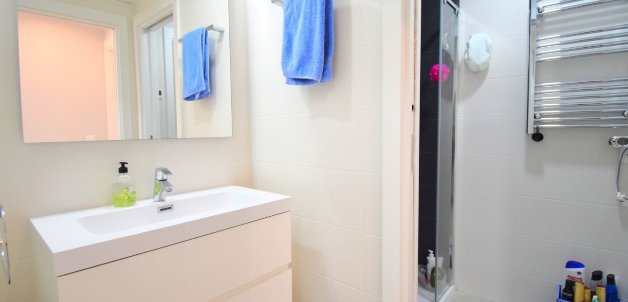 Venta - Apartamento / piso -
Orihuela Costa - Playa Flamenca