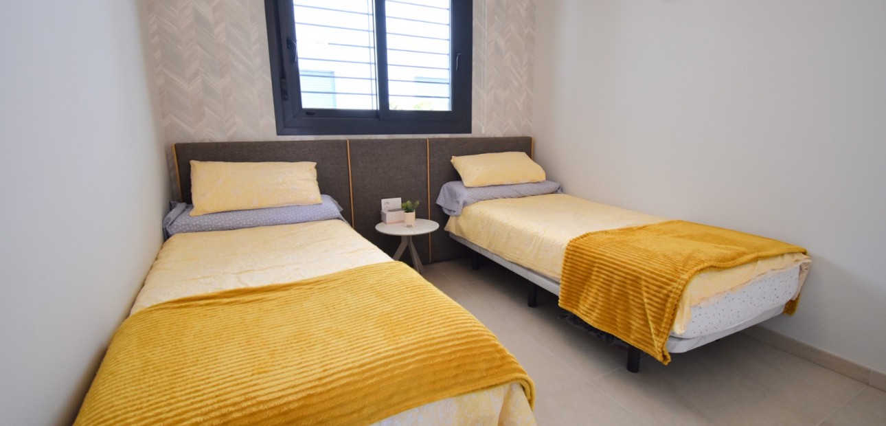 Venta - Apartamento / piso -
Orihuela Costa - Playa Flamenca