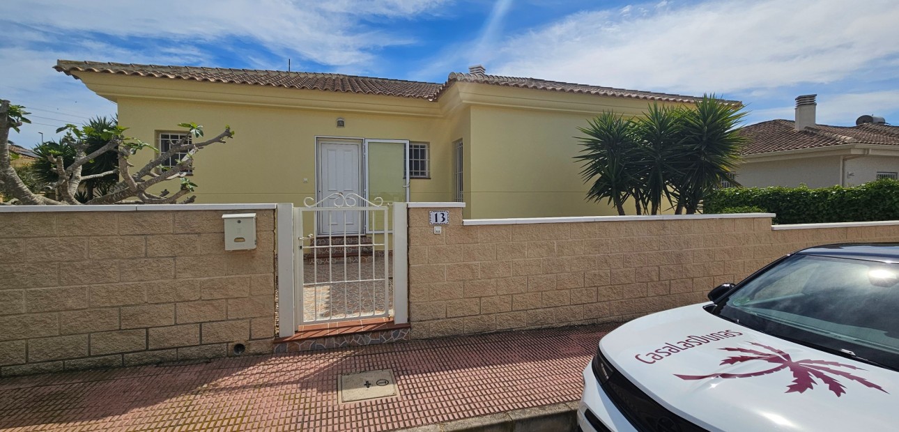 Venta - Detached Villa -
La Marina - La Marina - Urbanization