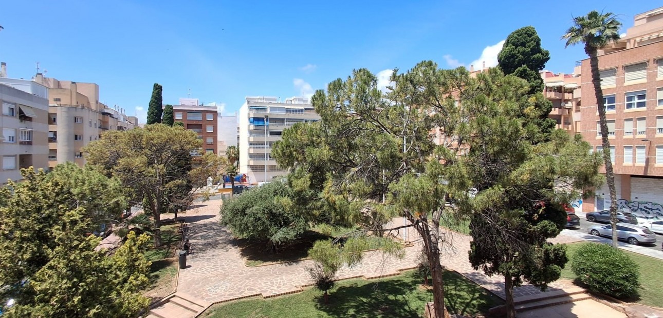 Venta - Apartamento / piso -
Torrevieja - Playa Del Cura