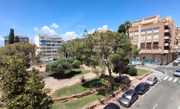 Venta - Apartamento / piso -
Torrevieja - Playa Del Cura