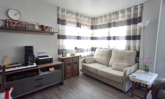 Venta - Apartamento / piso -
Torrevieja - Playa Del Cura