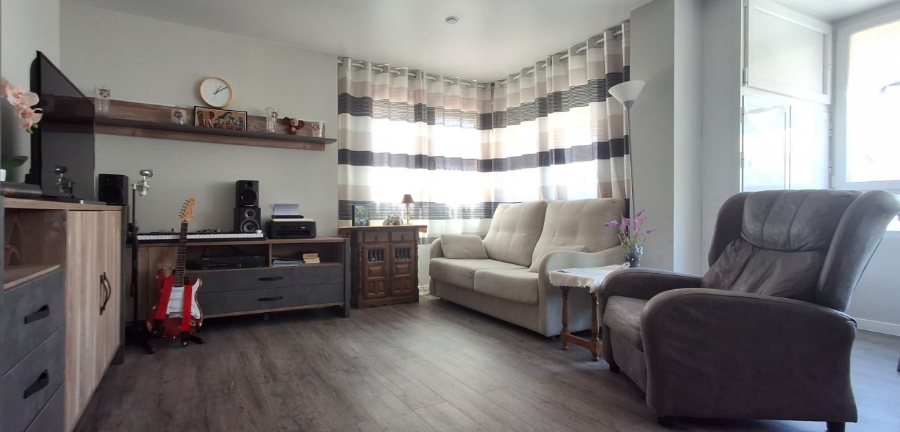 Venta - Apartamento / piso -
Torrevieja - Playa Del Cura