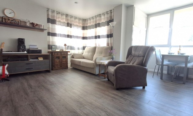 Venta - Apartamento / piso -
Torrevieja - Playa Del Cura