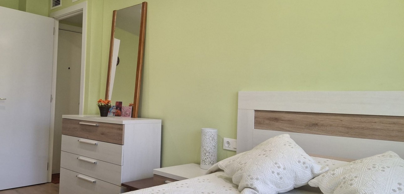 Venta - Apartamento / piso -
Torrevieja - Playa Del Cura