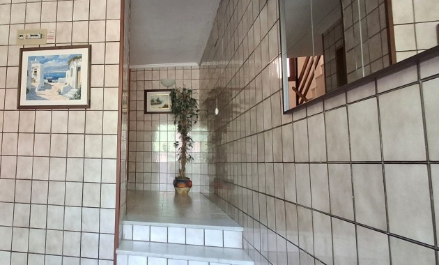 Venta - Apartamento / piso -
Torrevieja - Playa Del Cura