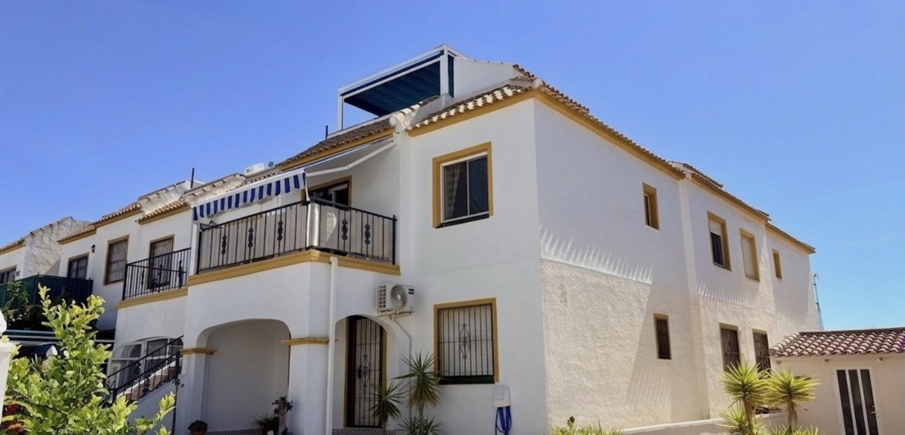 Sale - Apartment / flat -
ORIHUELA COSTA - Playa Flamenca