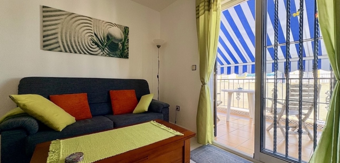 Sale - Apartment / flat -
ORIHUELA COSTA - Playa Flamenca