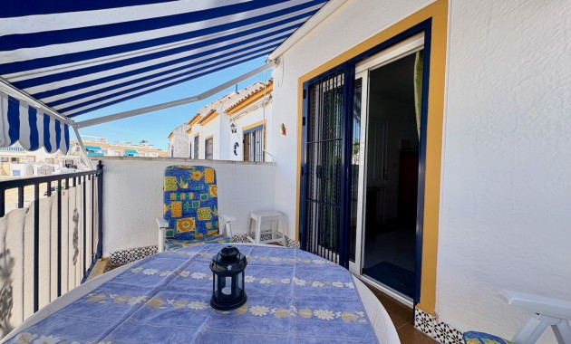 Sale - Apartment / flat -
ORIHUELA COSTA - Playa Flamenca