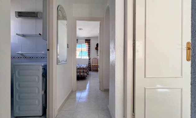 Sale - Apartment / flat -
ORIHUELA COSTA - Playa Flamenca