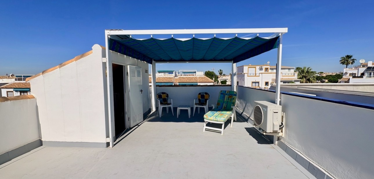 Sale - Apartment / flat -
ORIHUELA COSTA - Playa Flamenca