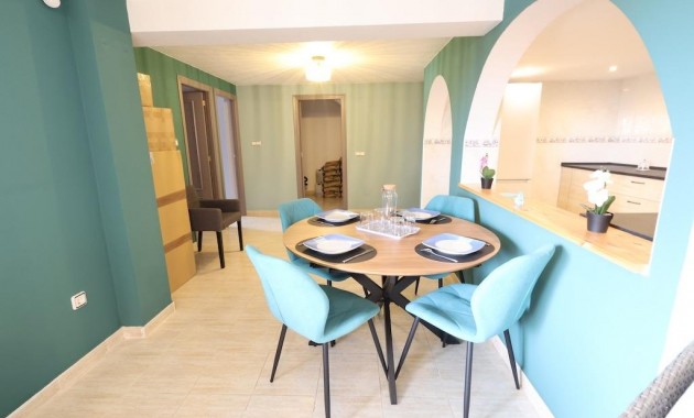 Venta - Villa -
San Miguel de Salinas - Las Filipinas
