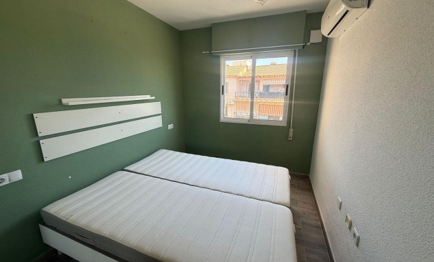 Venta - Ático -
Torrevieja - Nueva Torrevieja
