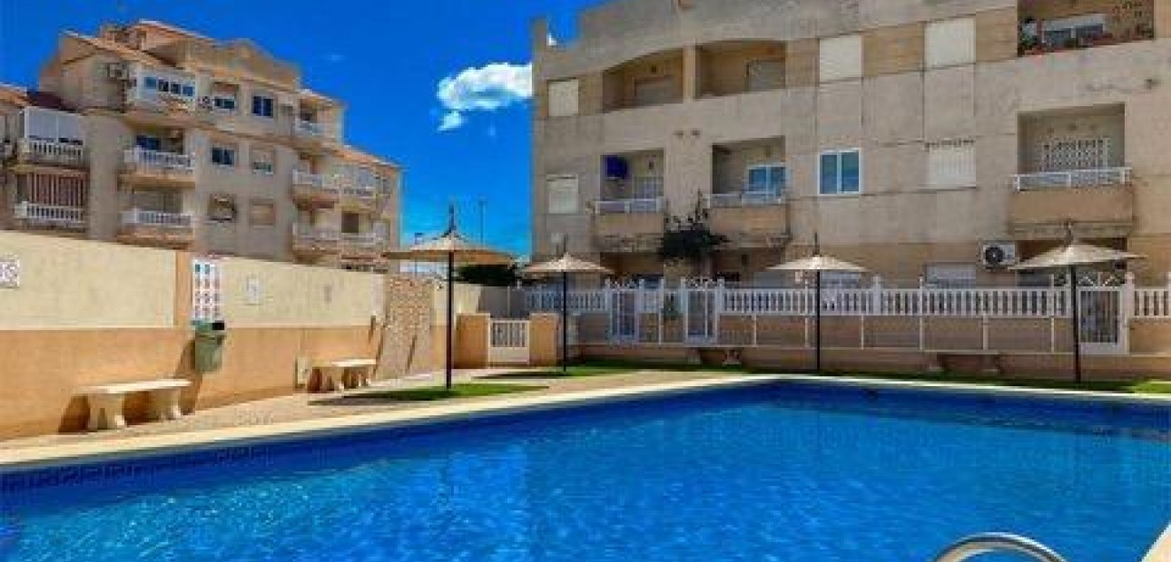 Venta - Ático -
Torrevieja - Nueva Torrevieja