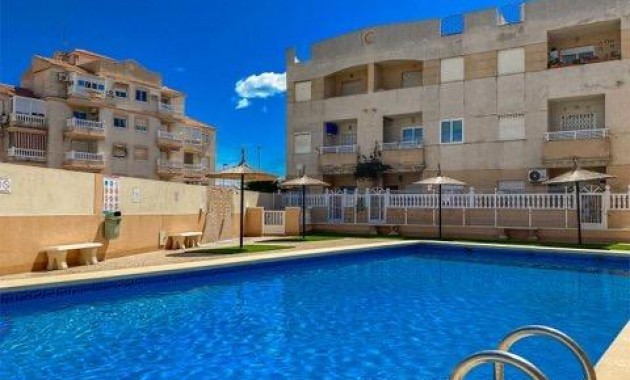 Venta - Ático -
Torrevieja - Nueva Torrevieja